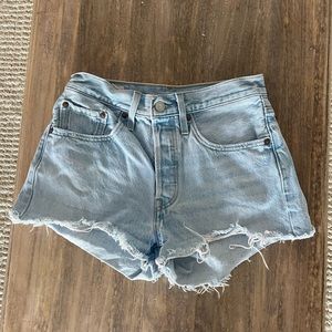 Levi Shorts